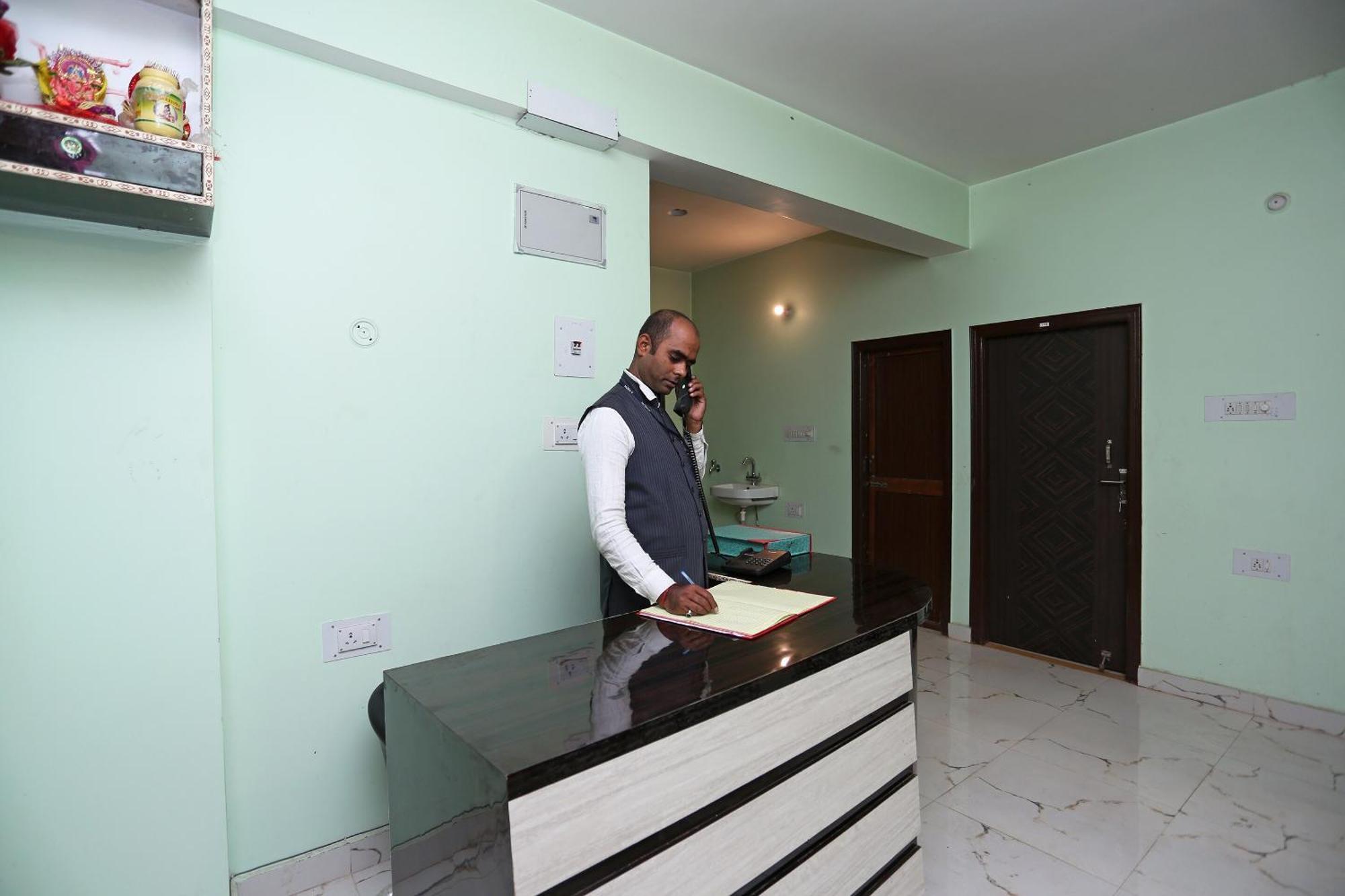 Super Hotel O Near Anisabad Golambar Патна Екстериор снимка